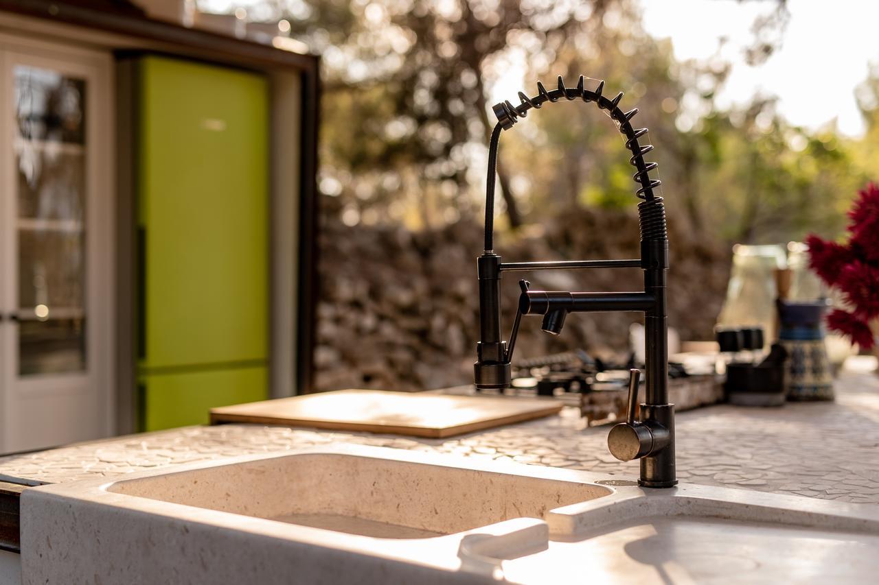 Plage Cachee - Glamping Vrboska Exteriör bild